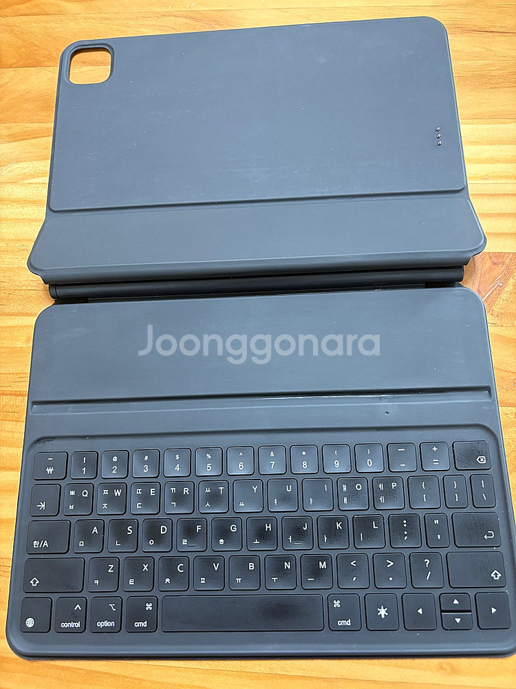 구조독 아이패드 에어 6 매직키보드--1